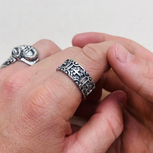 Y2k grunge silver gothic cross - Picture 5 of 7